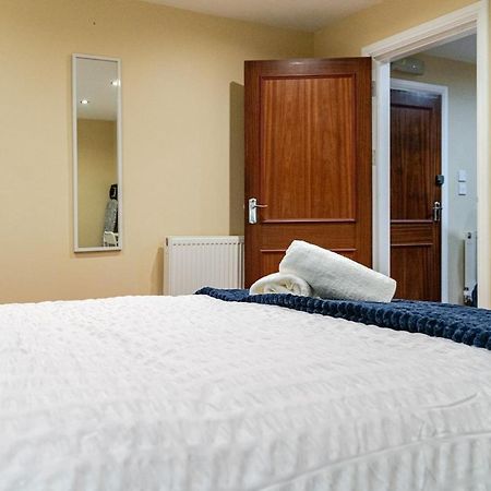 Cozy Flat In Walsall Town Centre Esterno foto