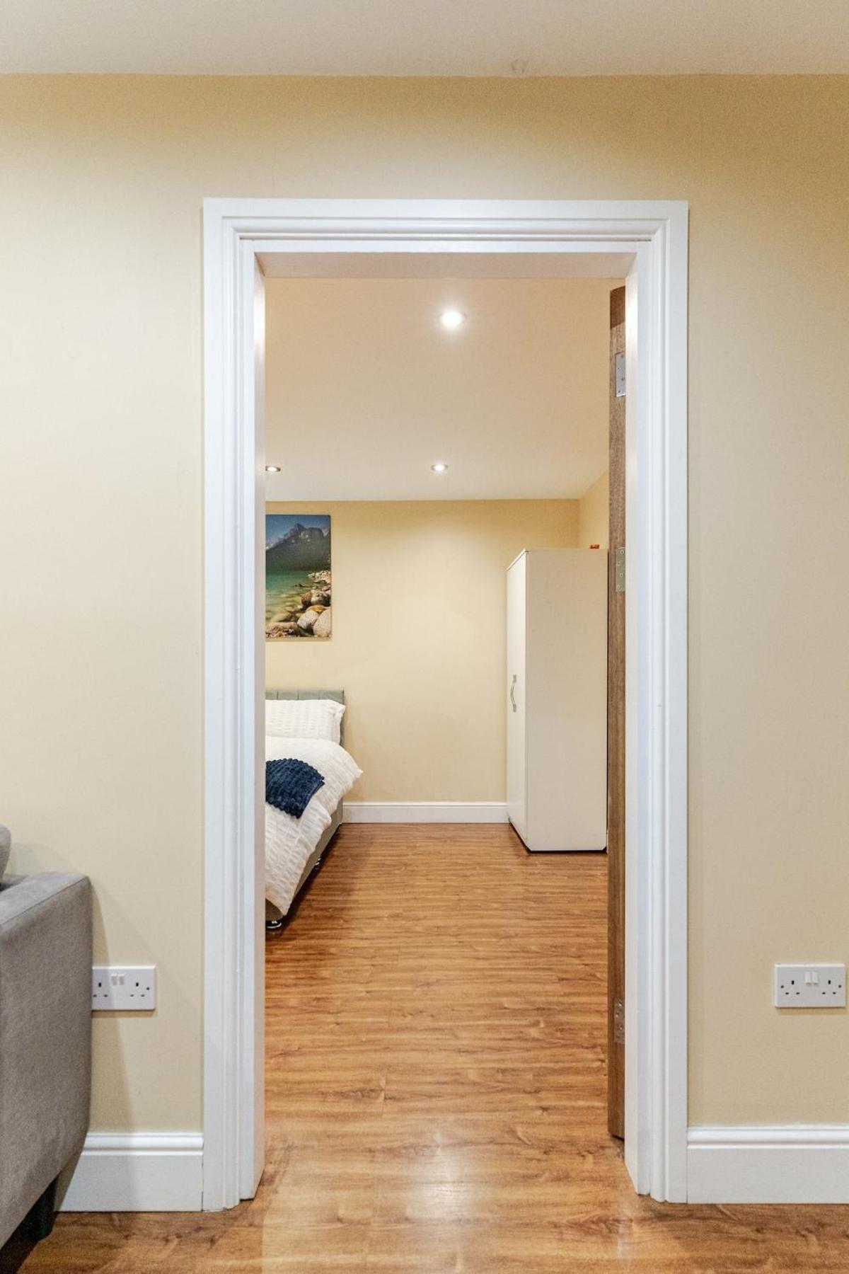 Cozy Flat In Walsall Town Centre Esterno foto